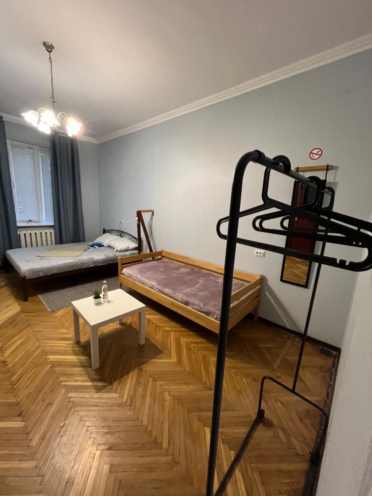 Ararat-Klovskaya Hostel-Apartments Kiev Exteriör bild