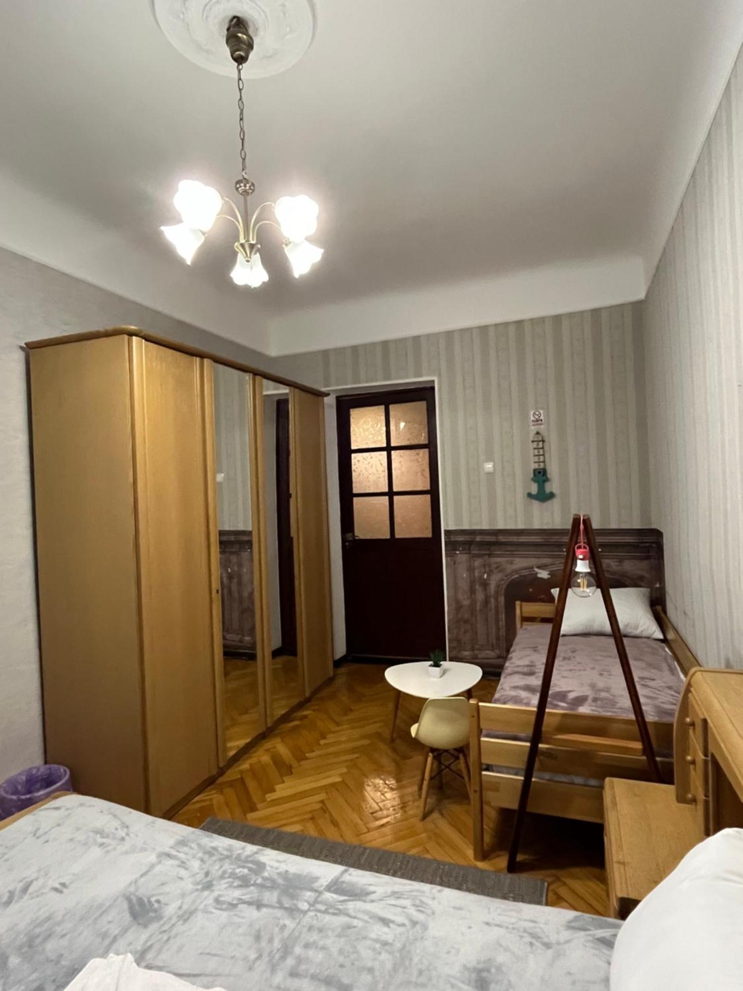Ararat-Klovskaya Hostel-Apartments Kiev Exteriör bild